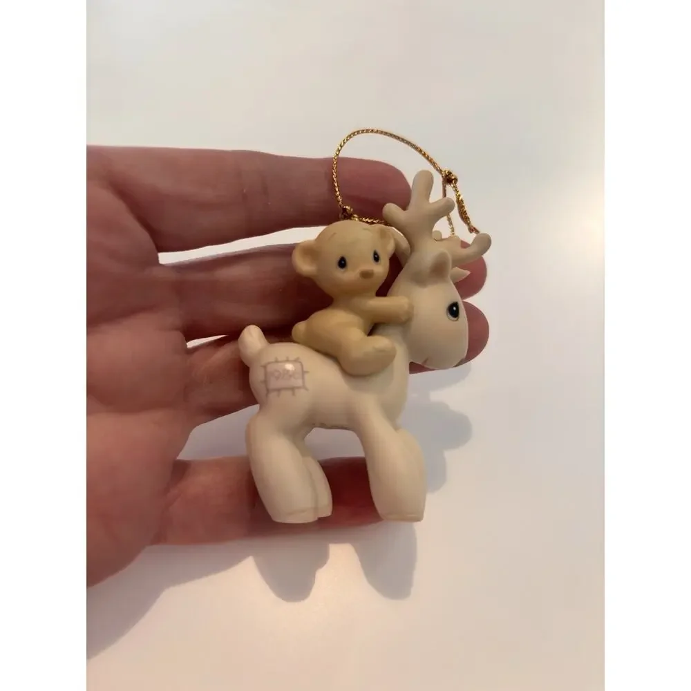 Precious Moments 102466 Bear & Bluejay Reindeer Special 1986 Christmas Ornament